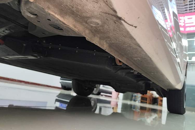 Used Wuling Hongguang MINIEV 2024 3rd Generation 215km Youth Edition Left Side Sill