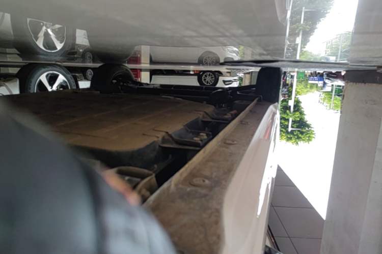 Used Wuling Hongguang MINIEV 2024 3rd Generation 215km Advanced Version Left Side Sill