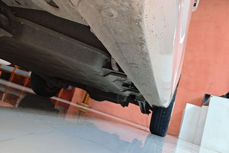 Used Wuling Hongguang MINIEV 2024 3rd Generation 215km Advanced Version Left Side Sill