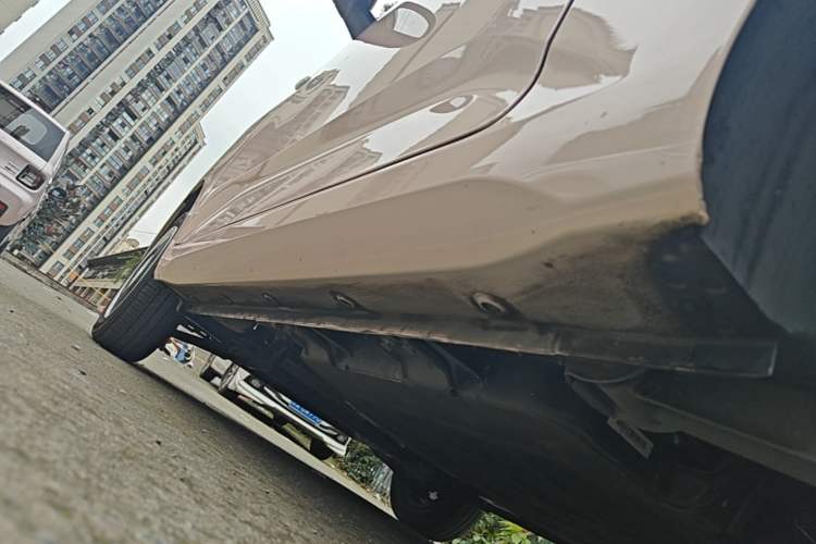 Used Wuling Hongguang MINIEV 2024 3rd Generation 215km Youth Edition Left Side Sill