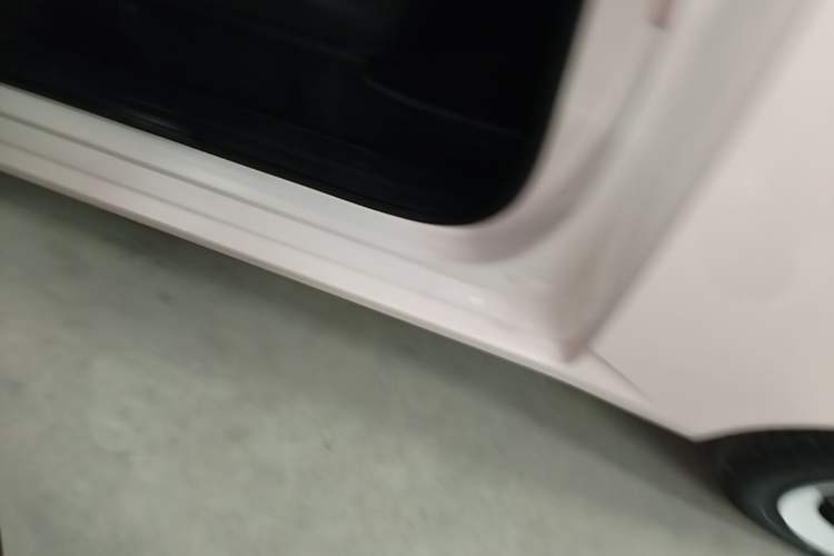 Used Wuling Hongguang MINIEV 2024 3rd Generation 215km Youth Edition Left Side Sill