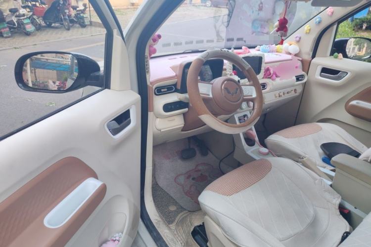 Used Wuling Hongguang MINIEV 2024 3rd Generation 215km Advanced Version Driver Seat