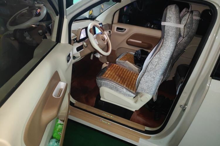 Used Wuling Hongguang MINIEV 2024 3rd Generation 215km Youth Edition Driver Seat
