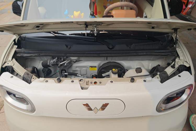 Used Wuling Hongguang MINIEV 2024 3rd Generation 215km Youth Edition Engine Bay