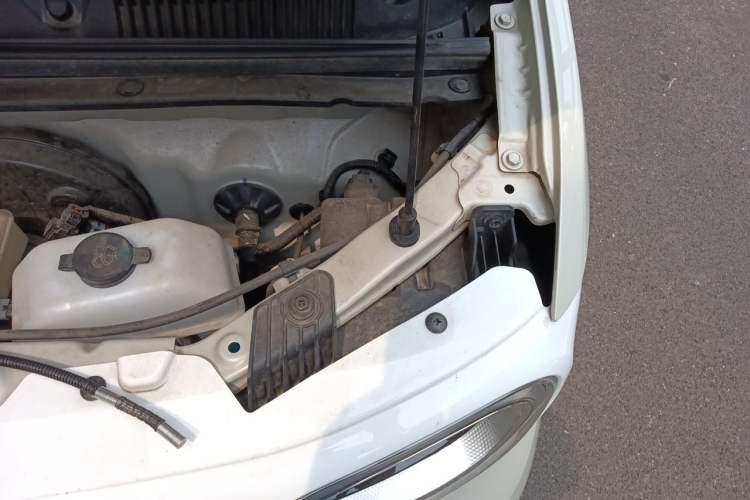 Used Wuling Hongguang MINIEV 2024 3rd Generation 215km Youth Edition Engine Bay Left