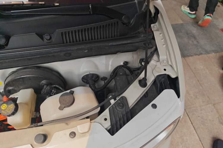 Used Wuling Hongguang MINIEV 2024 3rd Generation 215km Youth Edition Engine Bay Left