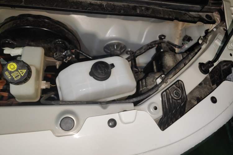 Used Wuling Hongguang MINIEV 2024 3rd Generation 215km Youth Edition Engine Bay Left