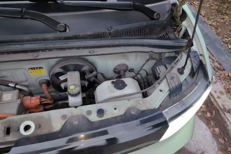 Used Wuling Hongguang MINIEV 2024 3rd Generation 215km Youth Edition Engine Bay Left
