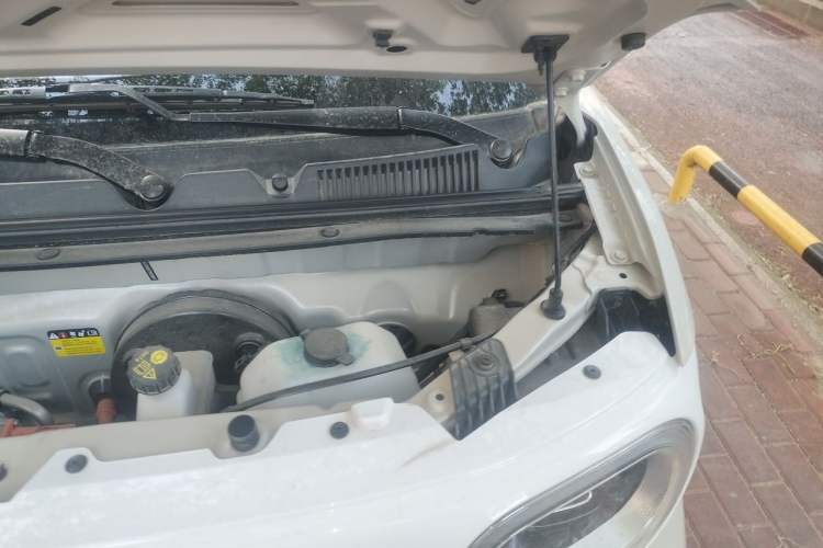 Used Wuling Hongguang MINIEV 2024 3rd Generation 215km Youth Edition Engine Bay Left