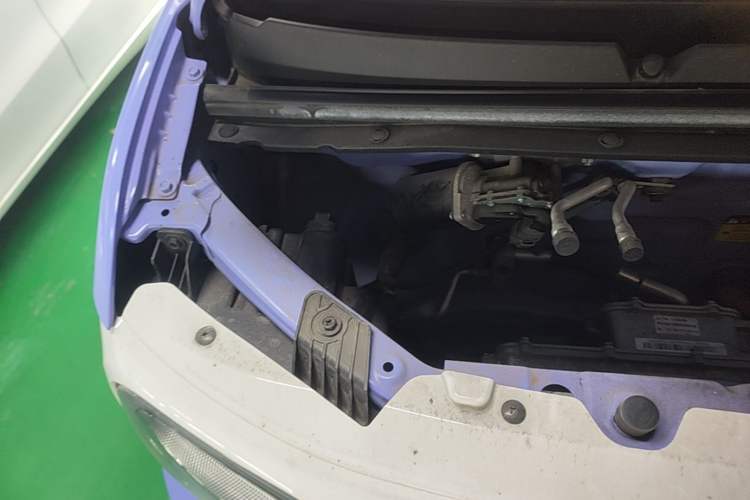 Used Wuling Hongguang MINIEV 2024 3rd Generation 215km Advanced Version Engine Bay Right