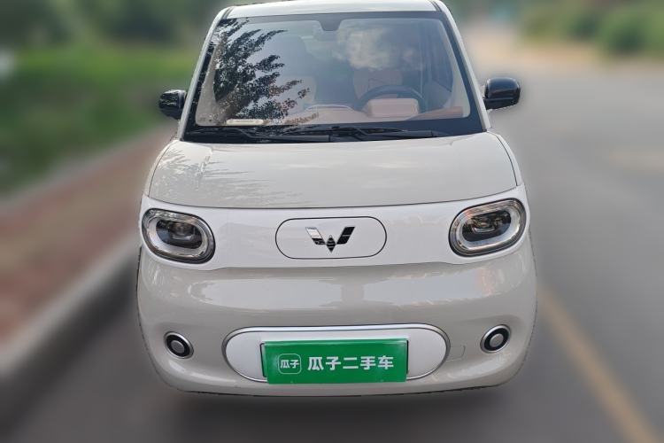 Used Wuling Hongguang MINIEV 2024 3rd Generation 215km Youth Edition Front
