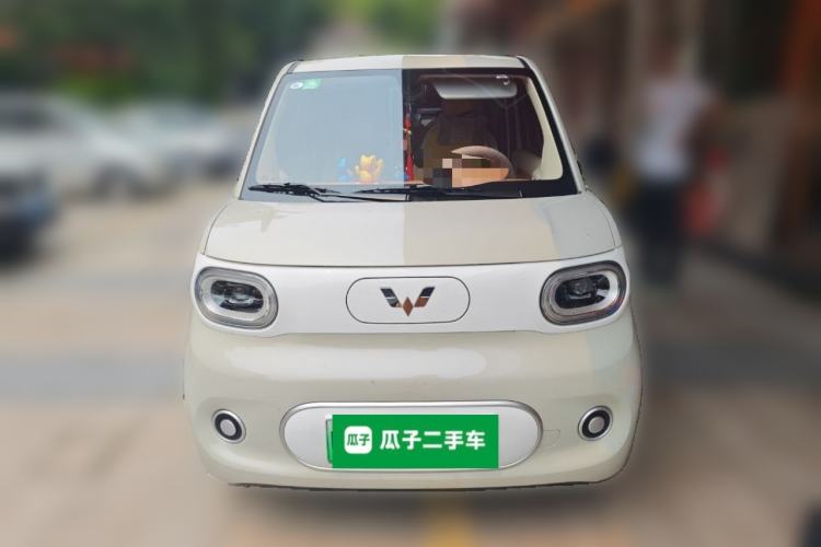 Used Wuling Hongguang MINIEV 2024 3rd Generation 215km Youth Edition Front