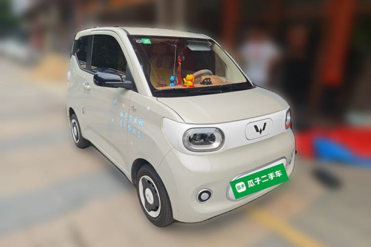 Used Wuling Hongguang MINIEV 2024 3rd Generation 215km Youth Edition Front Right 45 Deg
