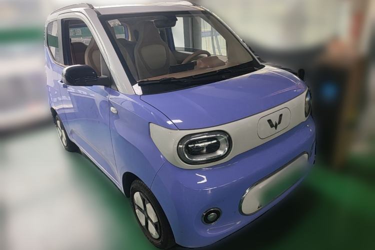 Used Wuling Hongguang MINIEV 2024 3rd Generation 215km Advanced Version Front Right 45 Deg