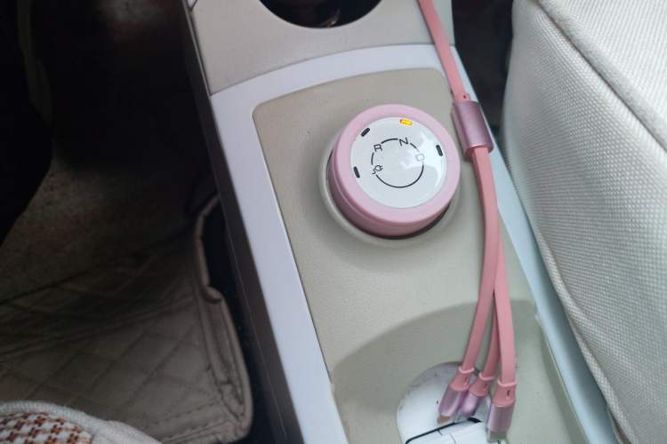 Used Wuling Hongguang MINIEV 2024 3rd Generation 215km Advanced Version Gear Lever