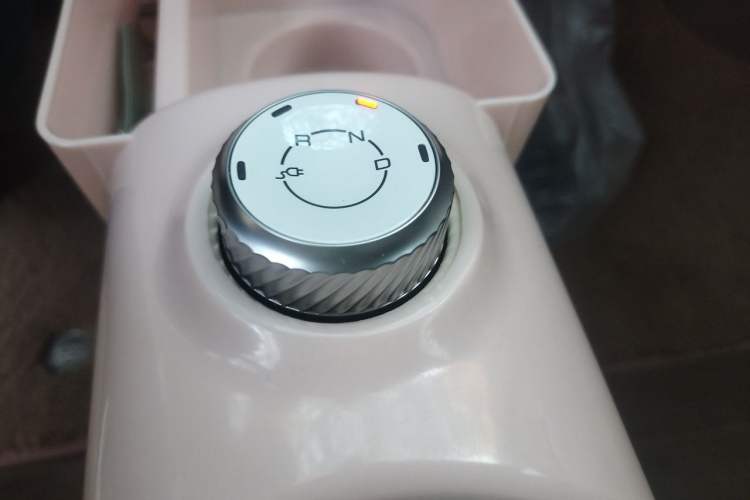 Used Wuling Hongguang MINIEV 2024 3rd Generation 215km Youth Edition Gear Lever