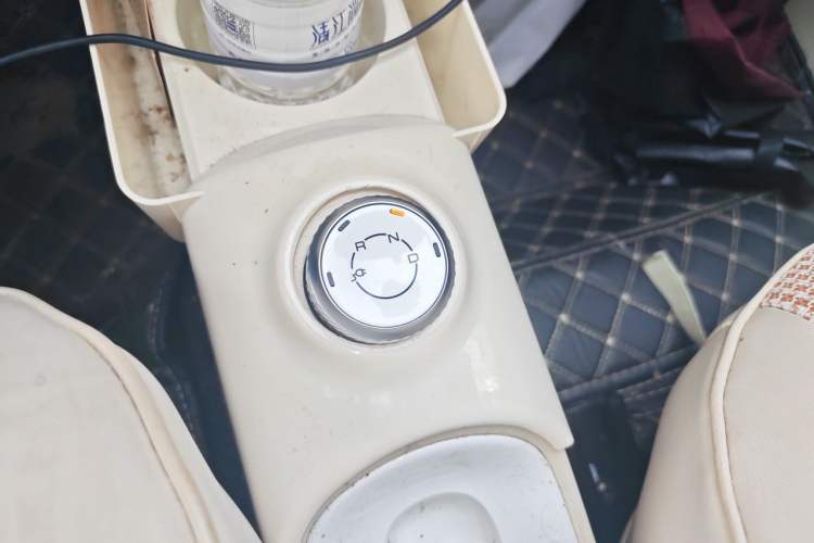 Used Wuling Hongguang MINIEV 2024 3rd Generation 215km Youth Edition Gear Lever