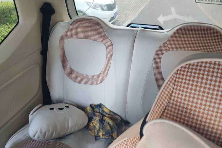 Used Wuling Hongguang MINIEV 2024 3rd Generation 215km Advanced Version Left Rear Seat