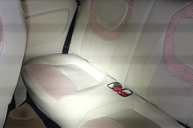 Used Wuling Hongguang MINIEV 2024 3rd Generation 215km Advanced Version Left Rear Seat