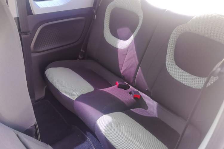 Used Wuling Hongguang MINIEV 2024 3rd Generation 215km Advanced Version Left Rear Seat