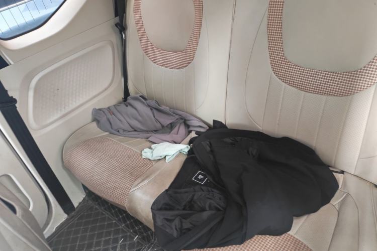 Used Wuling Hongguang MINIEV 2024 3rd Generation 215km Youth Edition Left Rear Seat