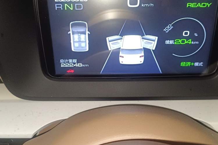 Used Wuling Hongguang MINIEV 2024 3rd Generation 215km Advanced Version Odometer Close Up