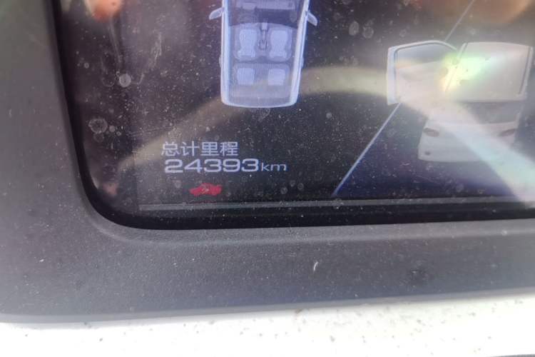 Used Wuling Hongguang MINIEV 2024 3rd Generation 215km Advanced Version Odometer Close Up