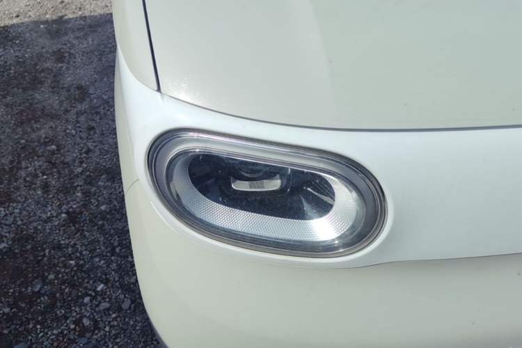 Used Wuling Hongguang MINIEV 2024 3rd Generation 215km Advanced Version Right Front Headlight
