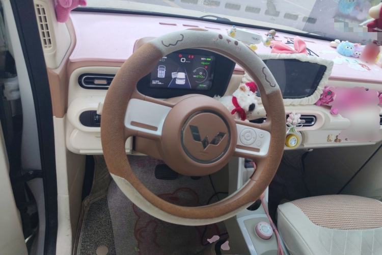 Used Wuling Hongguang MINIEV 2024 3rd Generation 215km Advanced Version Steering Wheel