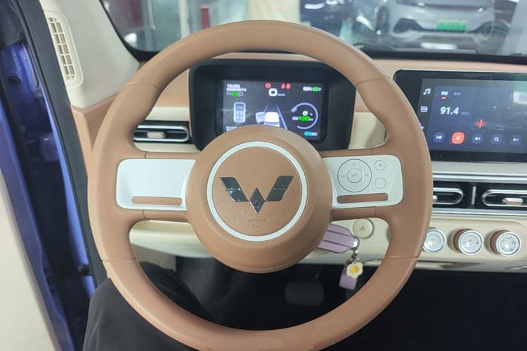 Used Wuling Hongguang MINIEV 2024 3rd Generation 215km Advanced Version Steering Wheel