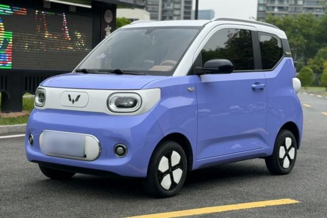 Used Wuling Hongguang MINIEV 2024 3rd Generation 215km Advanced Version