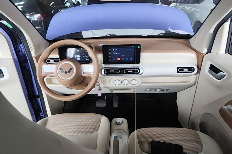 Used Wuling Hongguang MINIEV 2024 3rd Generation 215km Advanced Version Center Console
