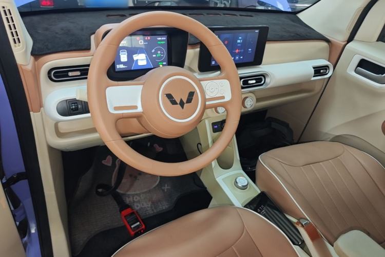 Used Wuling Hongguang MINIEV 2024 3rd Generation 215km Advanced Version Center Console