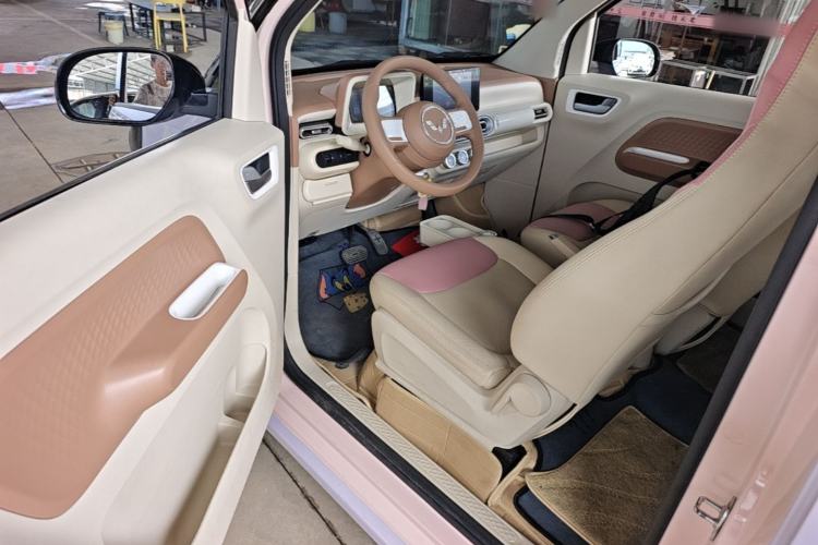 Used Wuling Hongguang MINIEV 2024 3rd Generation 215km Advanced Version Driver Seat
