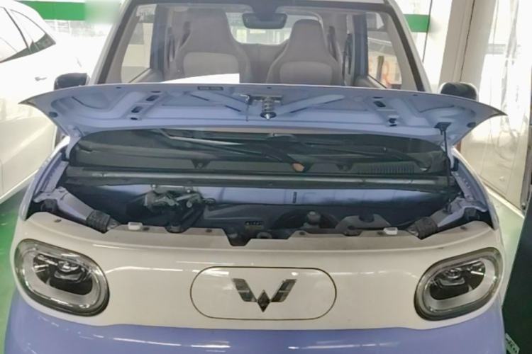 Used Wuling Hongguang MINIEV 2024 3rd Generation 215km Advanced Version Engine Bay