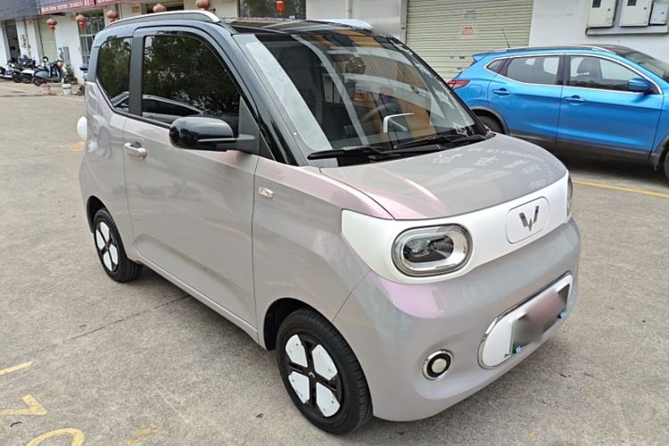 Used Wuling Hongguang MINIEV 2024 3rd Generation 215km Advanced Version Exterior 2