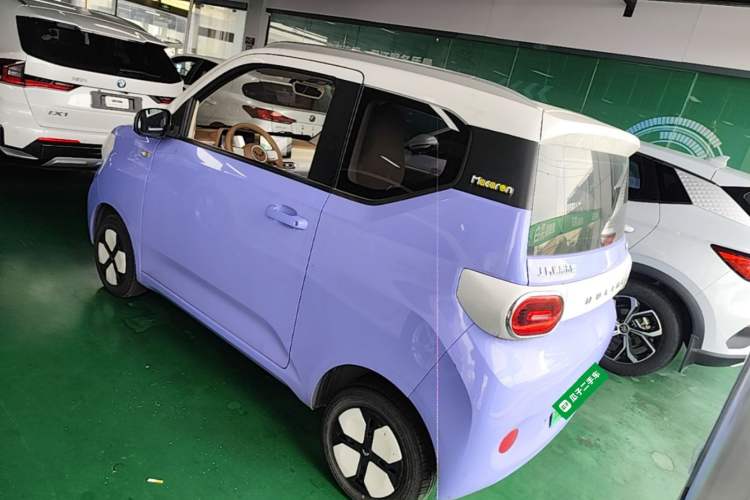 Used Wuling Hongguang MINIEV 2024 3rd Generation 215km Advanced Version Exterior 2