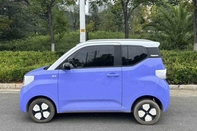 Used Wuling Hongguang MINIEV 2024 3rd Generation 215km Advanced Version Exterior 2