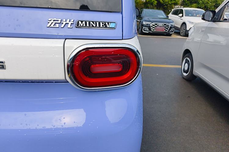 Used Wuling Hongguang MINIEV 2024 3rd Generation 170 km Exterior 3