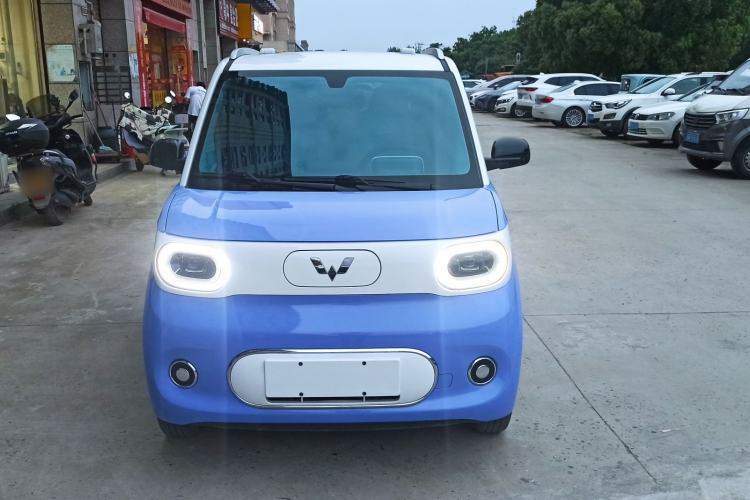 Used Wuling Hongguang MINIEV 2024 3rd Generation 215km Advanced Version Exterior 4