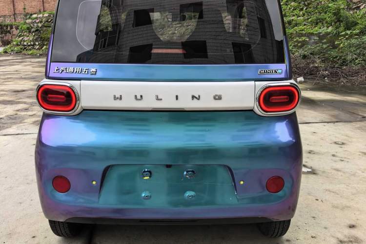 Used Wuling Hongguang MINIEV 2024 3rd Generation 215km Advanced Version Exterior 6