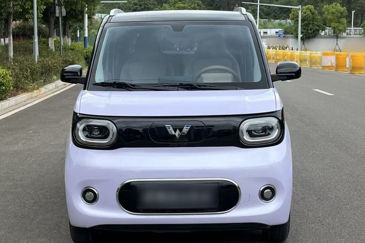 Used Wuling Hongguang MINIEV 2024 3rd Generation 215km Advanced Version Exterior 7
