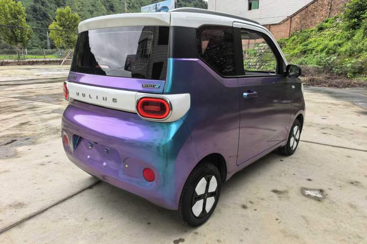 Used Wuling Hongguang MINIEV 2024 3rd Generation 215km Advanced Version Exterior 7