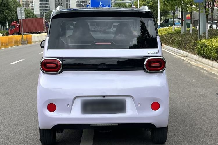 Used Wuling Hongguang MINIEV 2024 3rd Generation 215km Advanced Version Exterior 8