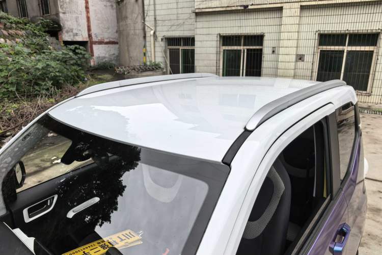 Used Wuling Hongguang MINIEV 2024 3rd Generation 215km Advanced Version Exterior 9