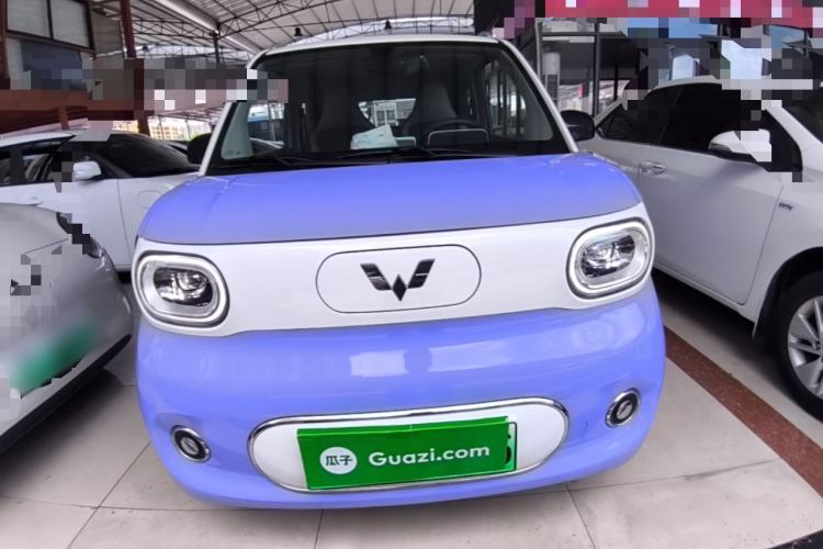 Used Wuling Hongguang MINIEV 2024 3rd Generation 215km Advanced Version Front