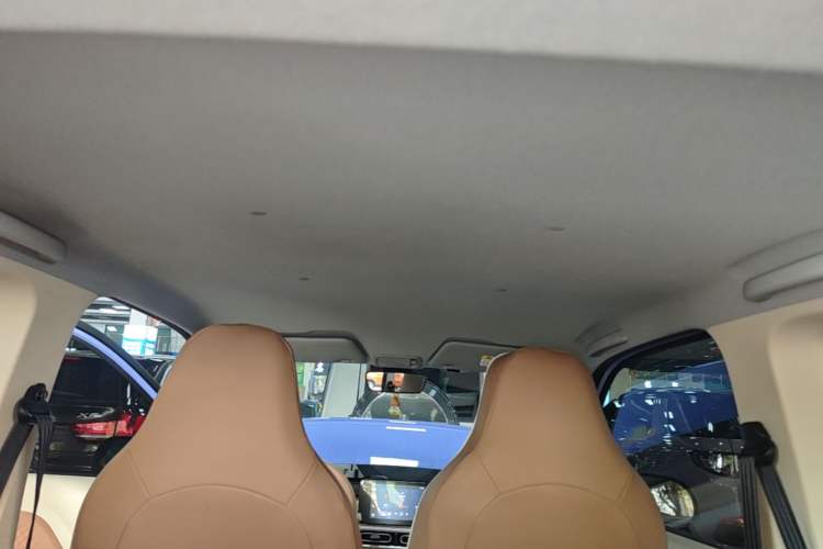 Used Wuling Hongguang MINIEV 2024 3rd Generation 215km Advanced Version Headliner
