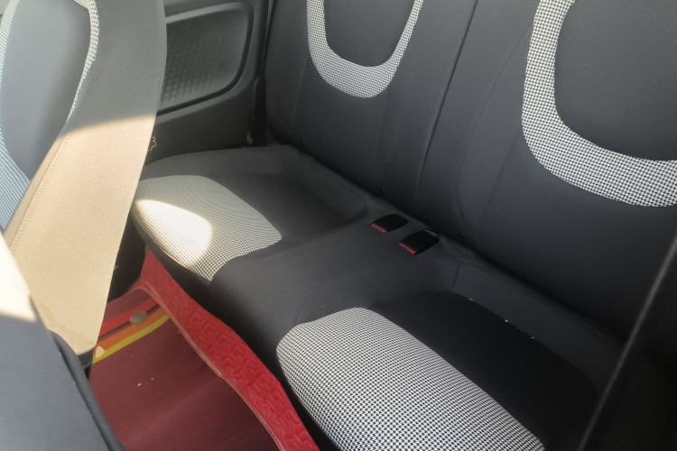 Used Wuling Hongguang MINIEV 2024 3rd Generation 215km Advanced Version Interior 4