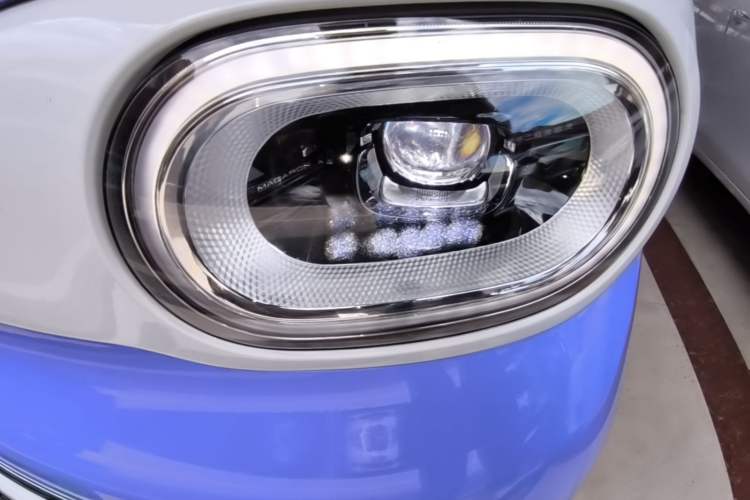Used Wuling Hongguang MINIEV 2024 3rd Generation 215km Advanced Version Left Front Headlight