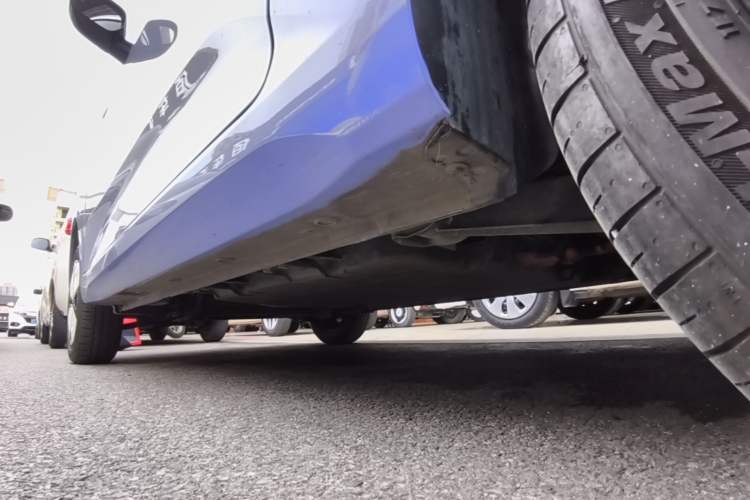 Used Wuling Hongguang MINIEV 2024 3rd Generation 215km Advanced Version Left Side Sill